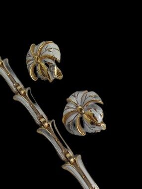 Crown Trifari White Enamel Gold Tone Bracelet & Clip On Earrings Set Signed